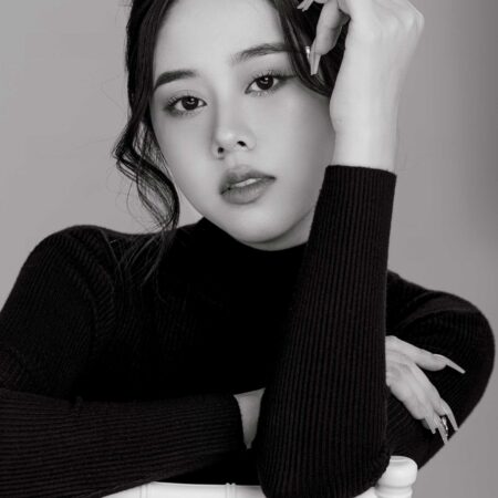 MC tu quynh trang den1 scaled