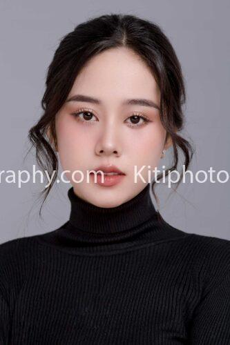 Album ảnh chân dung Tú Quỳnh