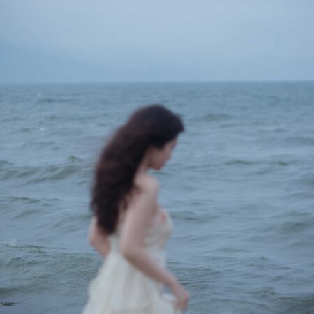 Bộ ảnh thất tình chụp bãi biển Đà Nẵng