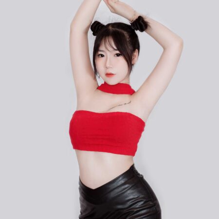 thuy-kieu-chup-anh-profile