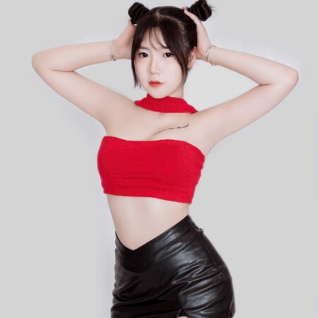 thuy-kieu-chup-anh-profile