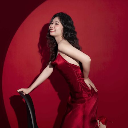 anh-chan-dung-khanh-linh2