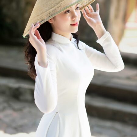 Album anh ao dai chua Non Nuoc Da Nang3