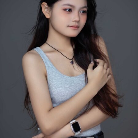 album anh profile uyen thy