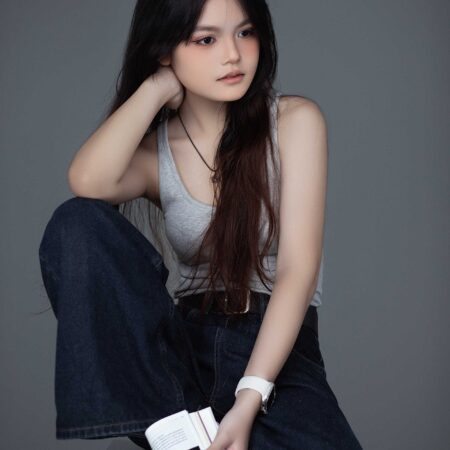 album anh profile uyen thy6