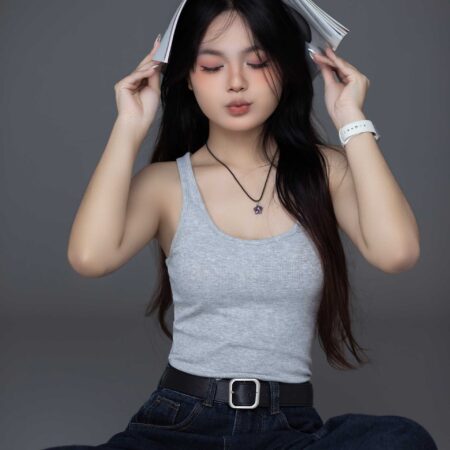 album anh profile uyen thy7